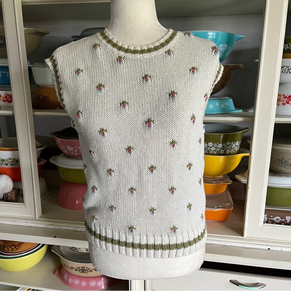 Vintage Russ Petites Floral Sweater Vest - Size Small
